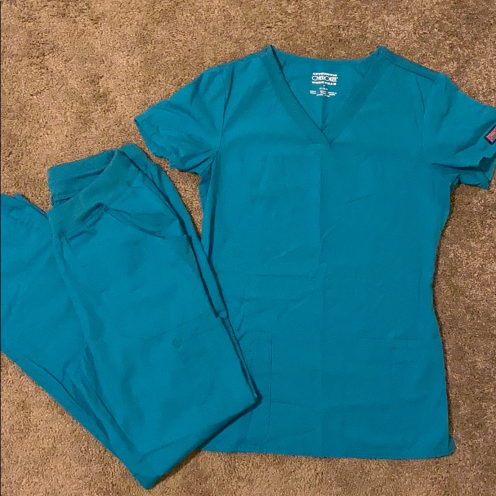 Cherokee workwear scrubs